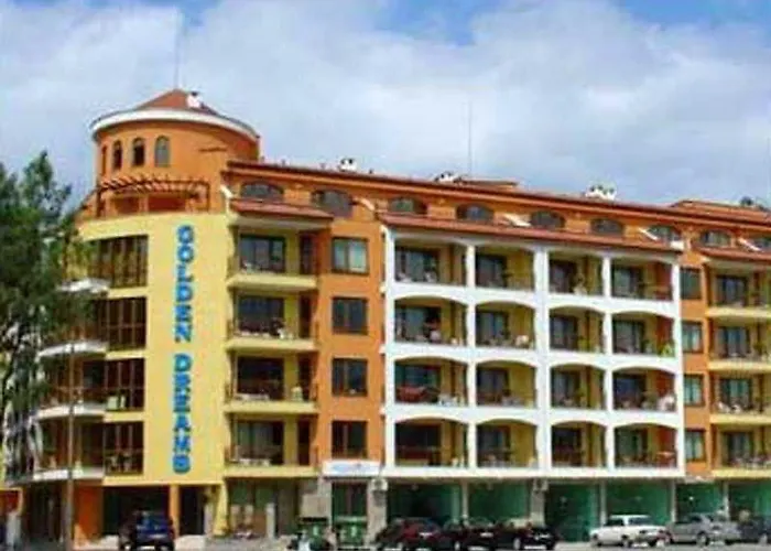 Aparthotel Complex Golden Dreams 3*