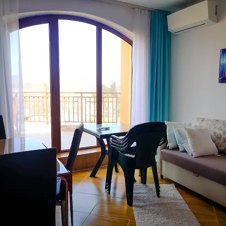 Апарт-отель Complex Golden Dreams 3*