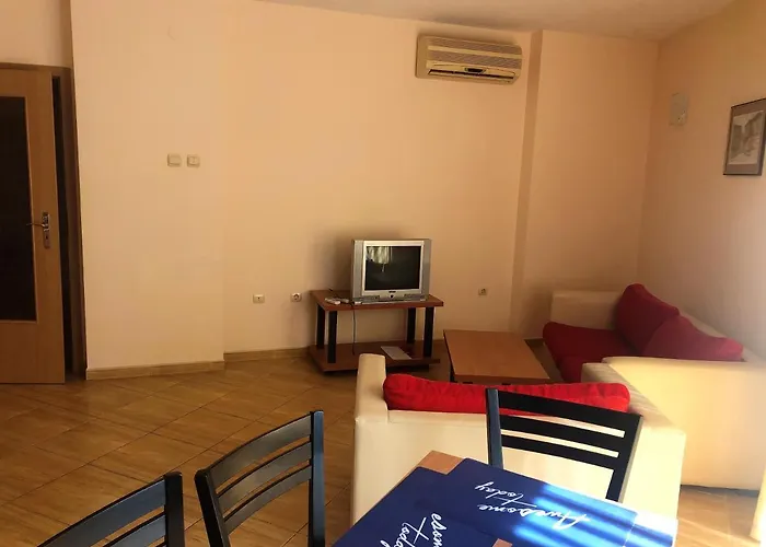 Complex Golden Dreams Sunny Beach