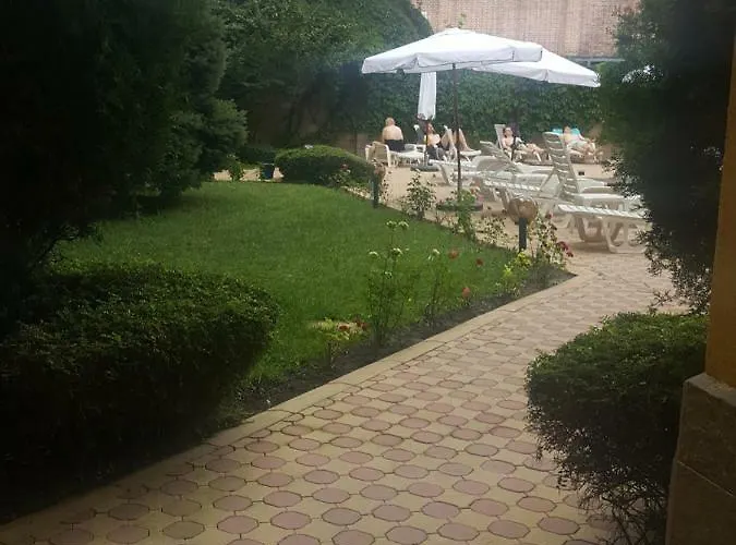 Complex Golden Dreams Sunny Beach