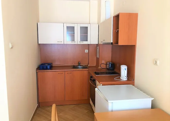 Aparthotel Complex Golden Dreams 3*