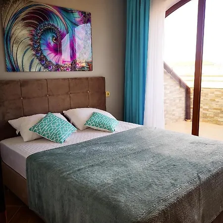 Complex Golden Dreams 3*