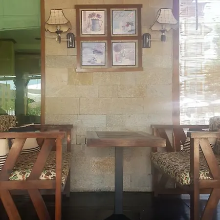 Ξενοδοχείο με διαμερίσματα Complex Golden Dreams Σάνι Μπιτς